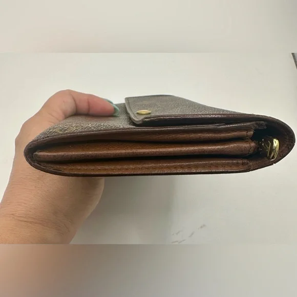Louis Vuitton Sarah Long Monogram Wallet with Certificate of Authenticity - Picture 3 of 11